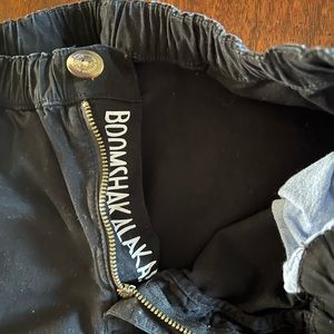 Black chubbies 5.5 inseam, small